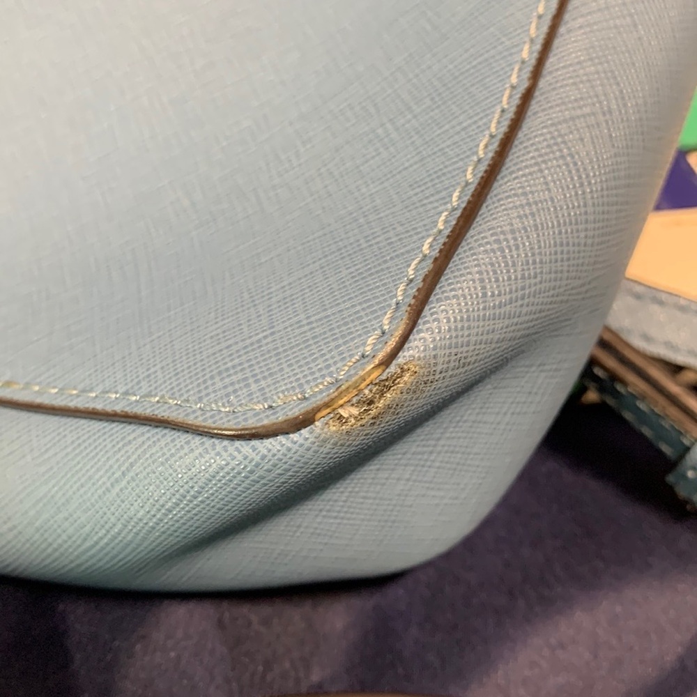 Michael Kors Women’s Sky Blue‎ Leather East West Crossbody Bag Gold Hardware - Picture 8 of 16